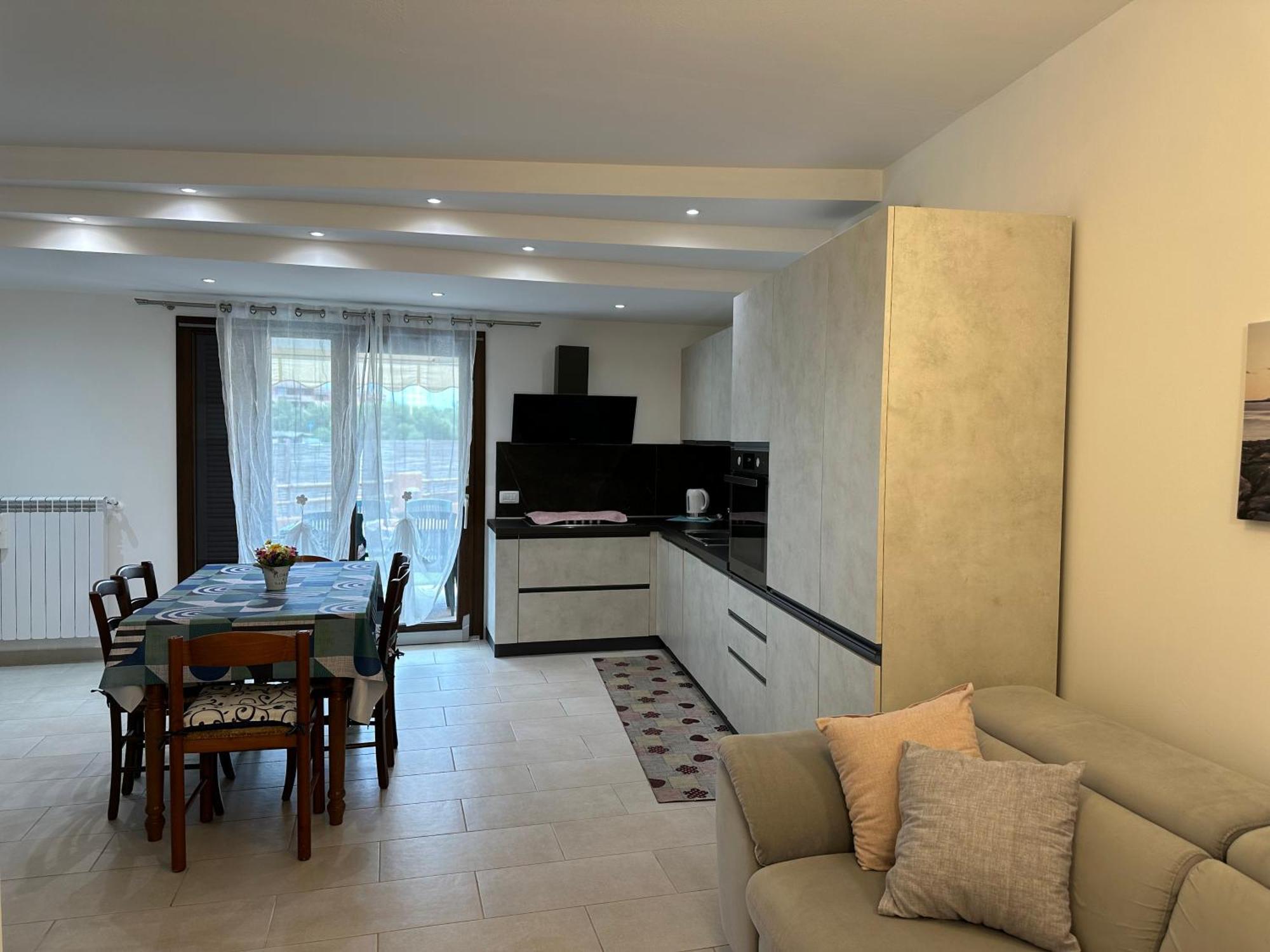 Beautiful With Swimming Pool Appartamento Olbia